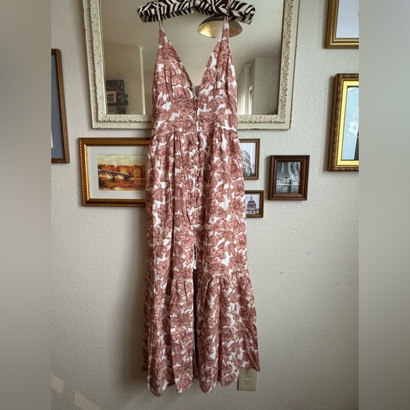 Abercrombie & Fitch Dresses & Skirts - Abercrombie & Fitch Floral Tiered Maxi Dress